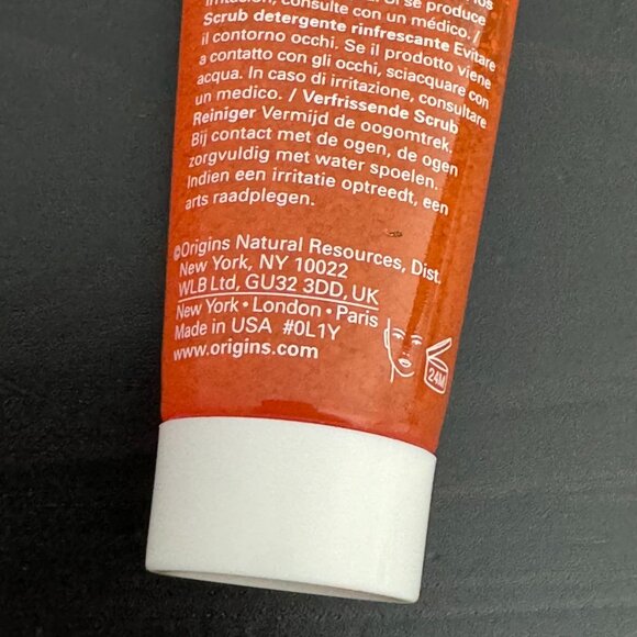Two (2) Origins GinZing Refreshing Scrub Cleansers - Picture 13 of 15